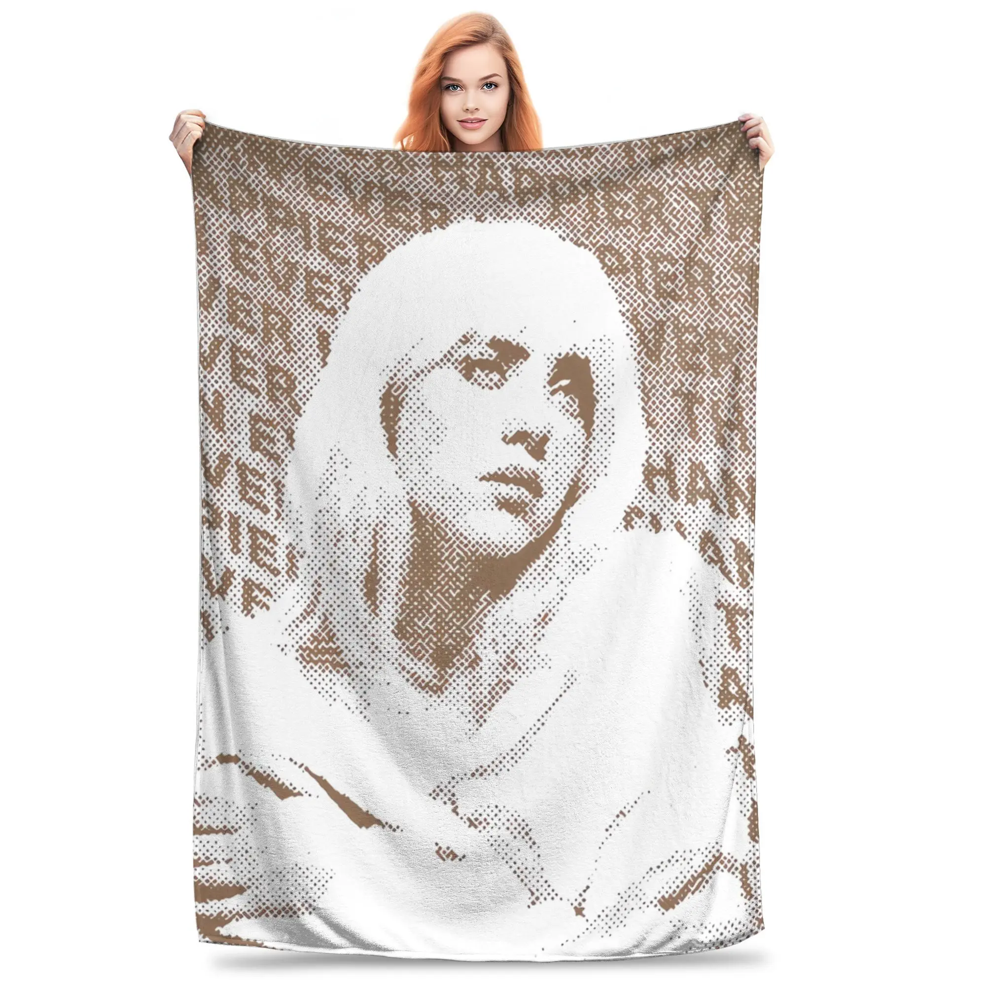 Billie's daily blanket is suitable for quiet bedroom naps, travel rest, and comfortable moments of life both indoors and outdoors