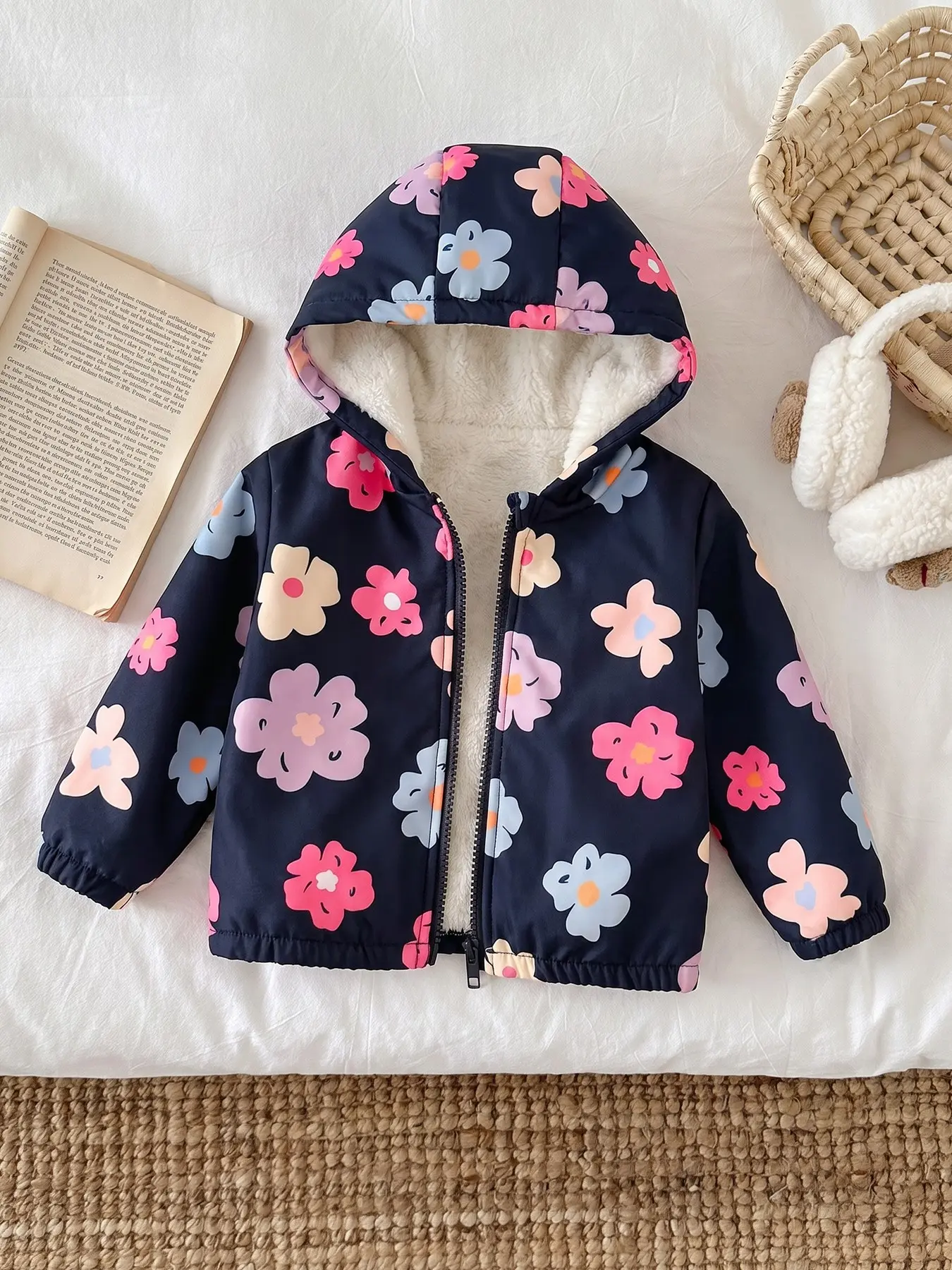 Girls' Floral Hooded Zip Up Jacket with Zipper, Long Sleeve Fitted Outerwear for Fall & Winter, Warm and Stylish Daily Wear