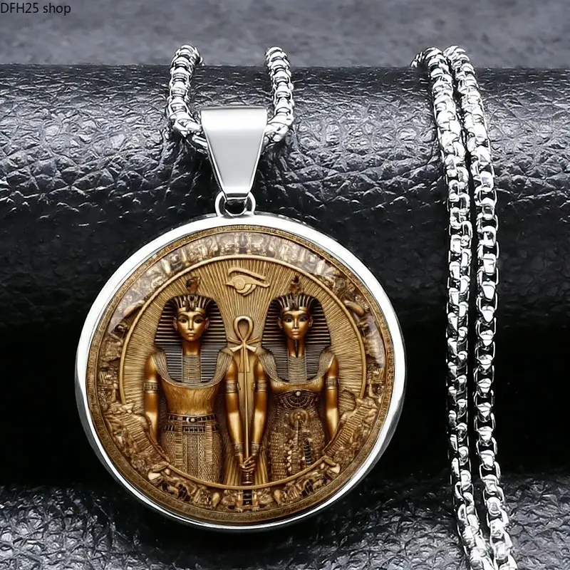 Antique Coin Medallion Necklace for Men Women Daily Wear and Travel Outfit, Vintage Alloy Pendant Jewelry Accessory with Ethnic Retro Design for Casual Styling and Fashion Look