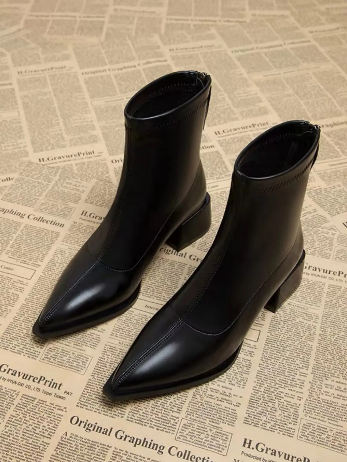 Women's Elegant Pointed Toe Ankle Boots, Faux Leather Chunky Heel, Back Zipper, Winter Fashion, Stylish Cold-Season Footwear