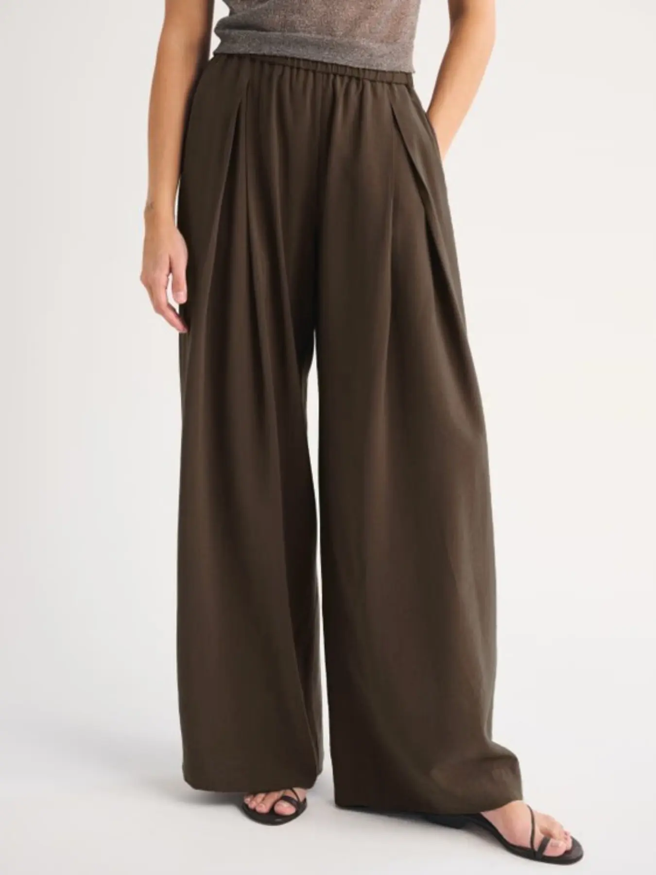 Women's Elastic Waist Pleated Wide Leg Casual Pants, Flowy Loose Floor-Length Straight Leg Trousers, Office Wear Multi-Purpose Pockets Long Pants, Bottoms