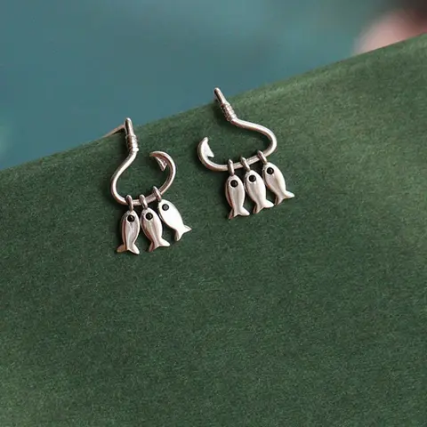 Mini Fish Fringe Earrings for Women, Dainty Beachy Dangly Earrings, Fashionable Daily Wear, Cute Fish Shape Ear Rings, Simple and Versatile Jewelry