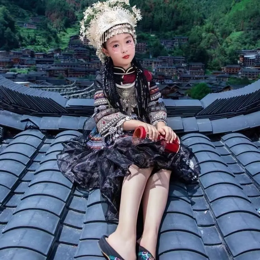 Yao Hmong Miao Women's Photo Shoot Styling Set - Red, Black or White Options