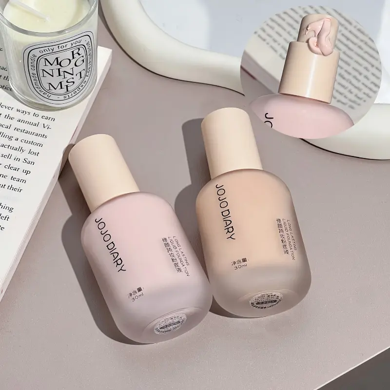 Repairing and Long-lasting Foundation, Moisturizing, Smooth, Light and Adherent, Brightens Light Beige, Waterproof, Sweat-proof and Does Not Smudge, Creates a Natural Cream Base Makeup, BB Cream, CC Cream, Powder Cream