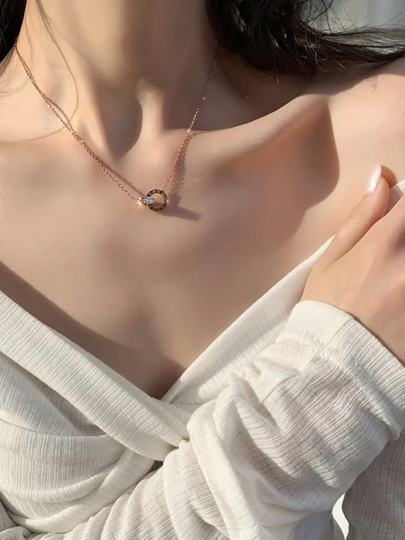 Fashion Stainless Steel Necklace with Cubic Zirconia Pendant, Roman Numeral Charm for Women, Casual Daily Wear Jewelry Accessory, Fashionable Jewelry Accessories, Cubic Zirconia Necklaces
