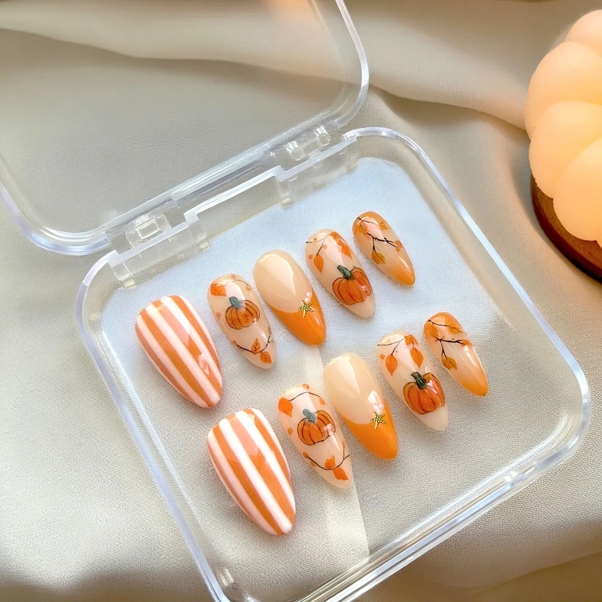30 Pieces Fall Almond Press On Nails Hand Placed Rhinestone Thanksgiving Maple Leaf Pumpkin Starfish Fake Nails Fall Aesthetic Back To School Essentials Reusable False Nails Nail Art