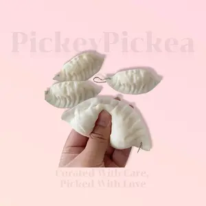 Pickeypickea Squeeze toy,  keyring, keychain, stress squishy, stress ball, dumpling