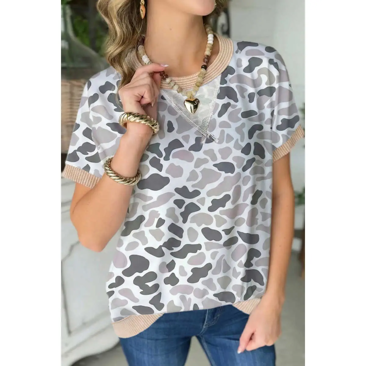 Women's Camouflage Streetwear Short-Sleeve T-Shirt - Relaxed Fit Polyester Blend Elastane Clothes with Twisted Ribbed Patchwork Detail for Daily Wear