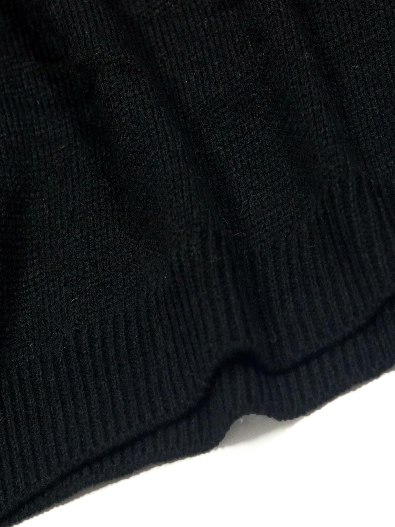 Plus Size Knit Dress with Peace Letter Print, Casual Long Sleeve V Neck Design for Women, Stylish Fashion for Curvy Figures, Fit, Style