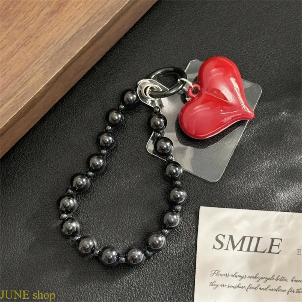 Handmade Heart Detailed Plastic Beaded Phone Lanyard, Multifunctional Wrist Strap Serving As Cellphone Holder And Keychain Bracelet, Practical Daily Carry Accessory Suitable For Birthday And Holiday Gifting To Family Members