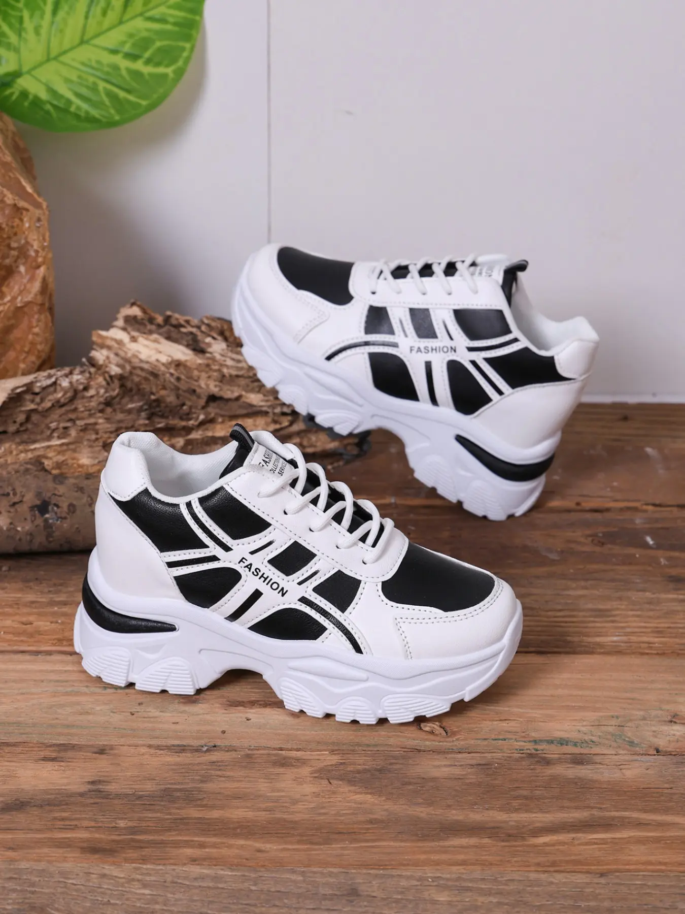 Fashion PU Strap Invisible Height-Boosting Thick Sole Dad Shoes, Platform Low Top, Full Palm High Elastic Soft Pad Anti-Slip Rubber Sole, Women's Casual Waterproof Sneakers