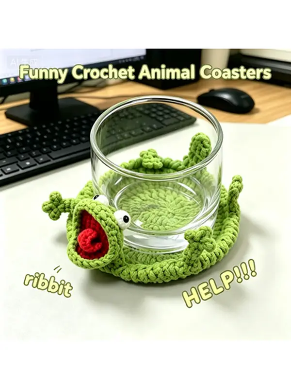 Large Fluffy 3D Pop-Up Animal Face Crocheted Yarn Coaster - Handmade Drink Coaster, Funny Interactive Cup Mat for Home Decor, Unisex Gift Ideas for Coffee Lovers, Festive Party Favors (Gold Bear Design)