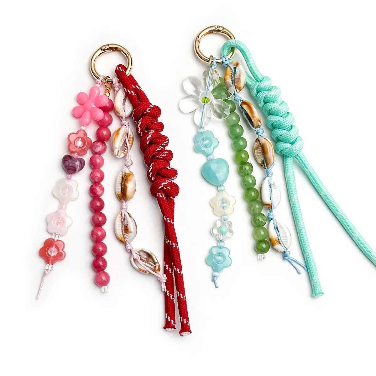 Bohemian Macrame Bag Charm with Cowrie Shell, Acrylic Flower Motif Keychain Pendant on a Nylon Cord for Summer Beach Style, Bohemian Look