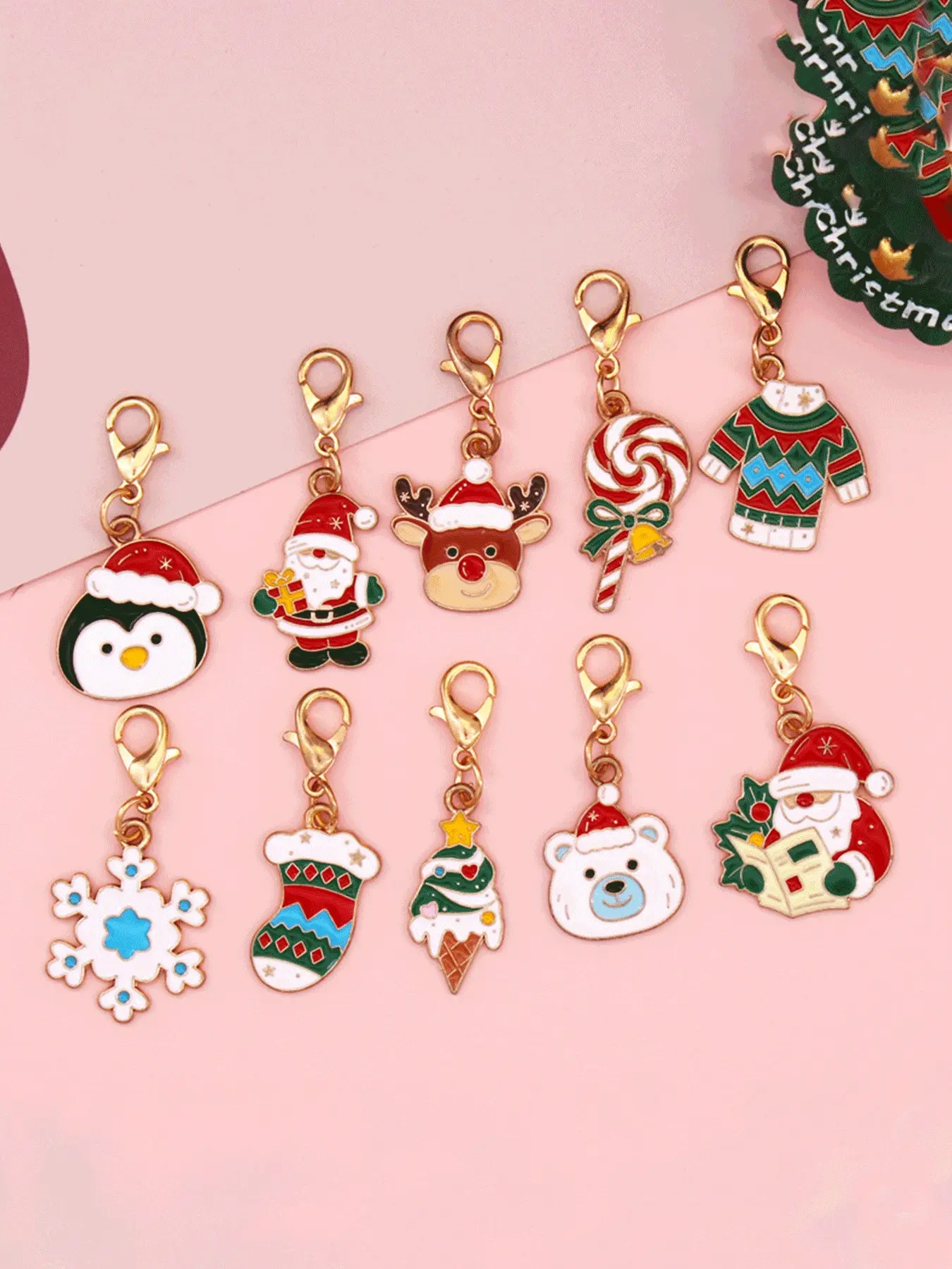 10pcs Christmas Keychain Set, Santa Claus Snowman Bell Reindeer, Bag Accessories, Women's Fashion Pendant, Holiday Decorations