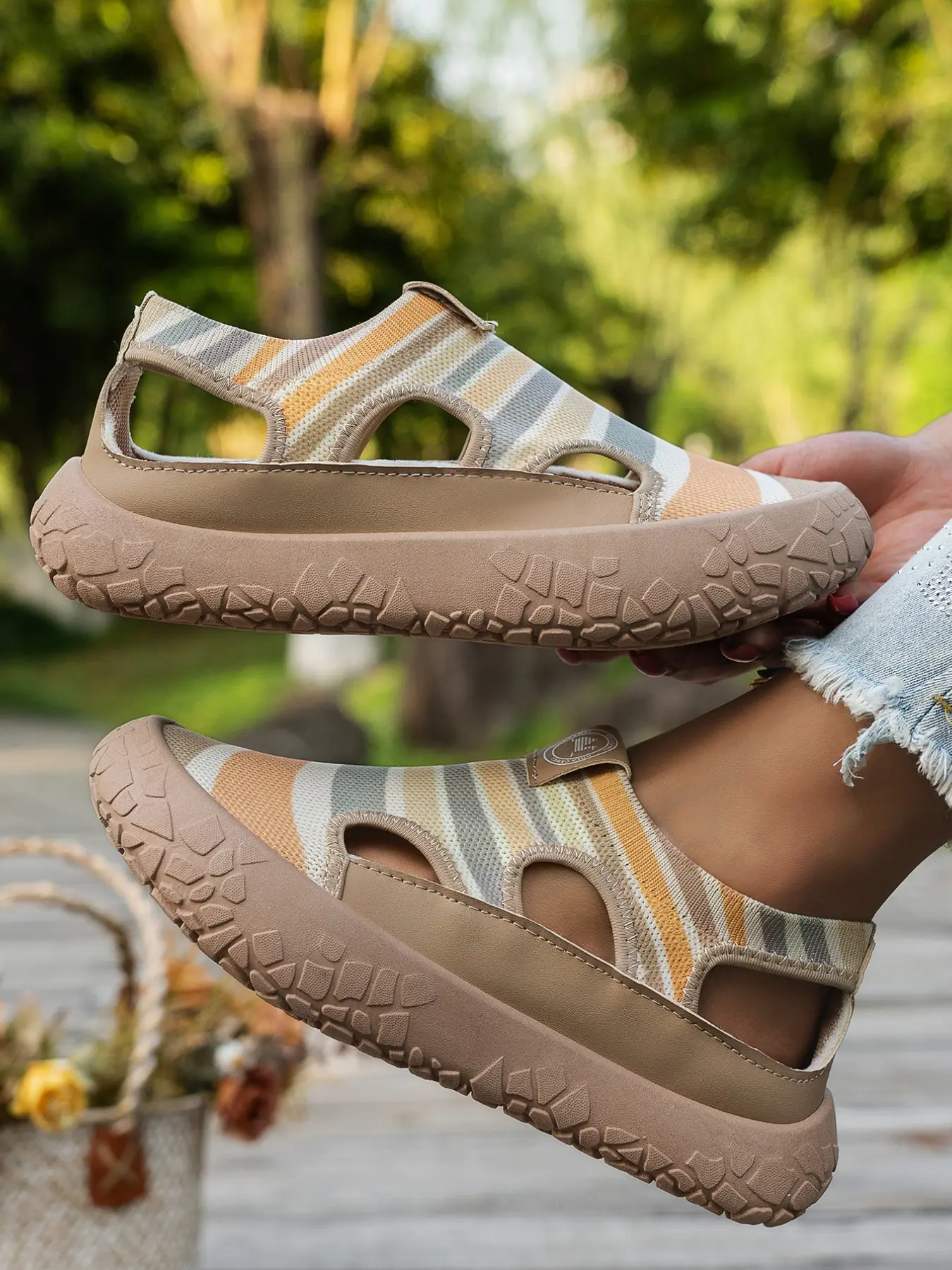 Rainbow Multicolor Striped Hollow Out Flip Flops for Women, Breathable Mesh Thick Sole Slippers, Lightweight Anti-Slip Summer Beach Shoes, Casual Summer Shoes
