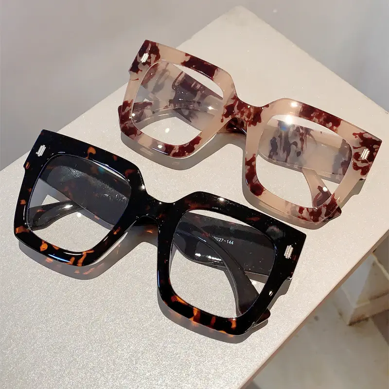 Baddie Y2K Vintage Translucent Cherry Red Jelly Thick Frame Oversized Square Glasses Clear Lens Eyeglasses for Women Effortless Glamour Streetwear Statement Eyewear tiktokshopbacktoschool