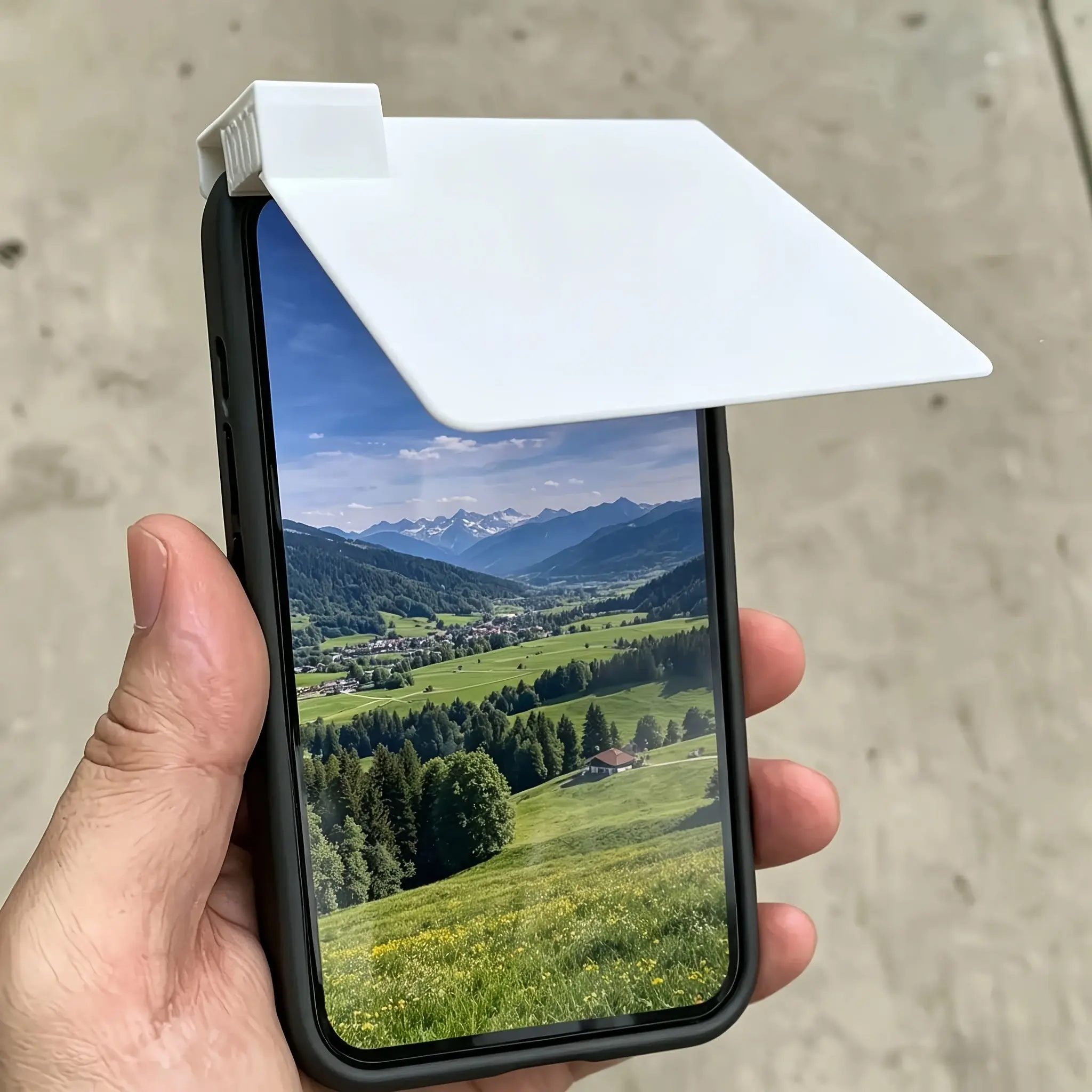 Mobile Phone Sun Visor, Enhances Screen Visibility, Reduces Sunlight Reflection, Clear View Under Direct Sunlight, Practical Accessory
