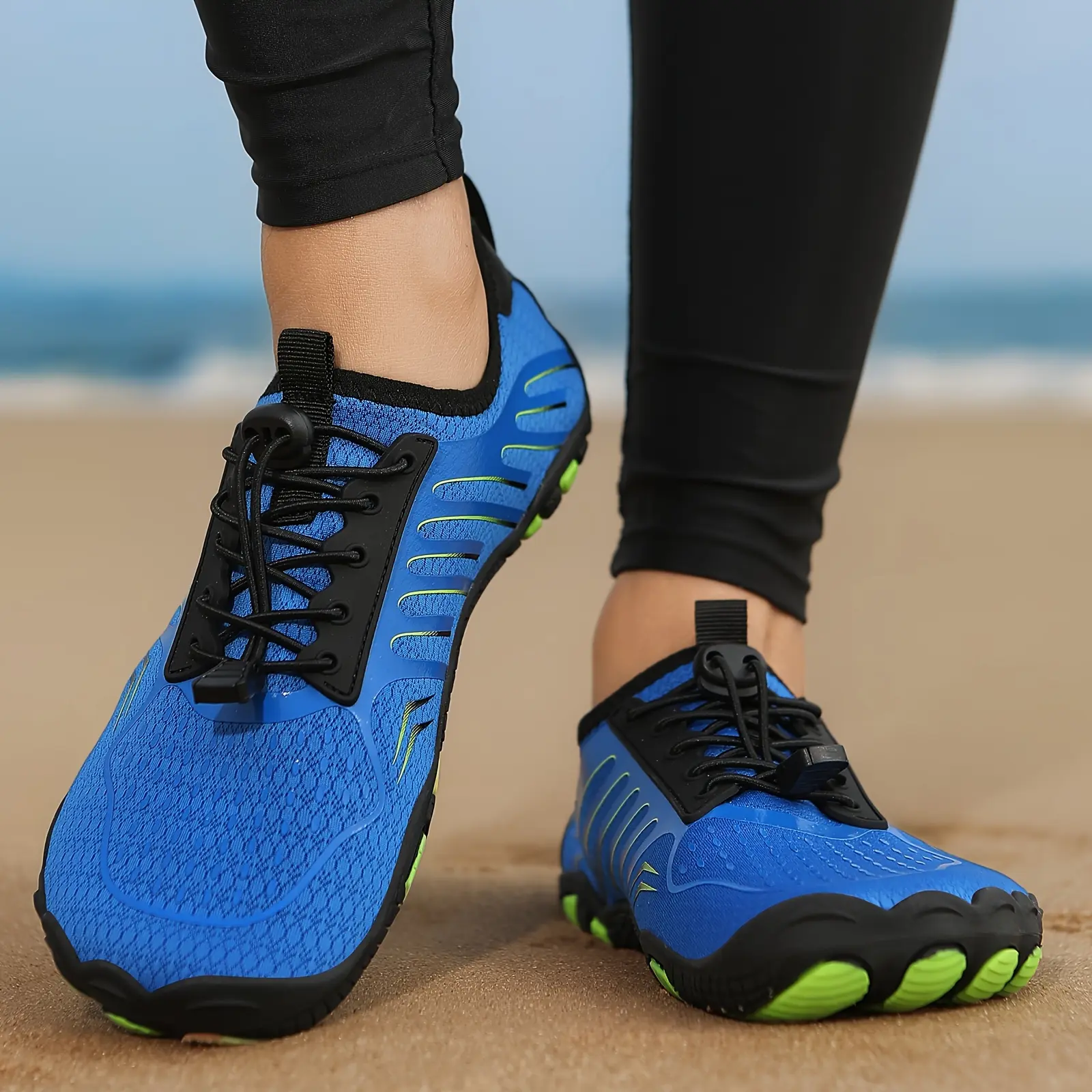 GGOR Men's Fashionable and Versatile Five-finger Wading Shoes, Non-slip Water Shoes, Quick-drying and Breathable, Suitable for Rafting, Surfing, Fishing, Hiking, Amphibious Shoes, Suitable for the Beach, Seaside, Indoor Training, Outdoor Sports, Barefoot