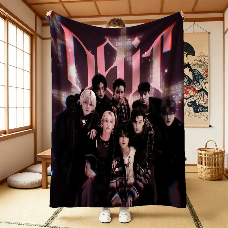 Stray K Member Neon Light Creative Theme Flannel Blanket - Pattern Digital Print Flannel Throw Blanket, Soft and Warm, Reusable Nap Blanket, Perfect Gift for Valentine's Day, Easter, , St. Patrick's Day, Halloween, Christmas, Suitable for Sofa