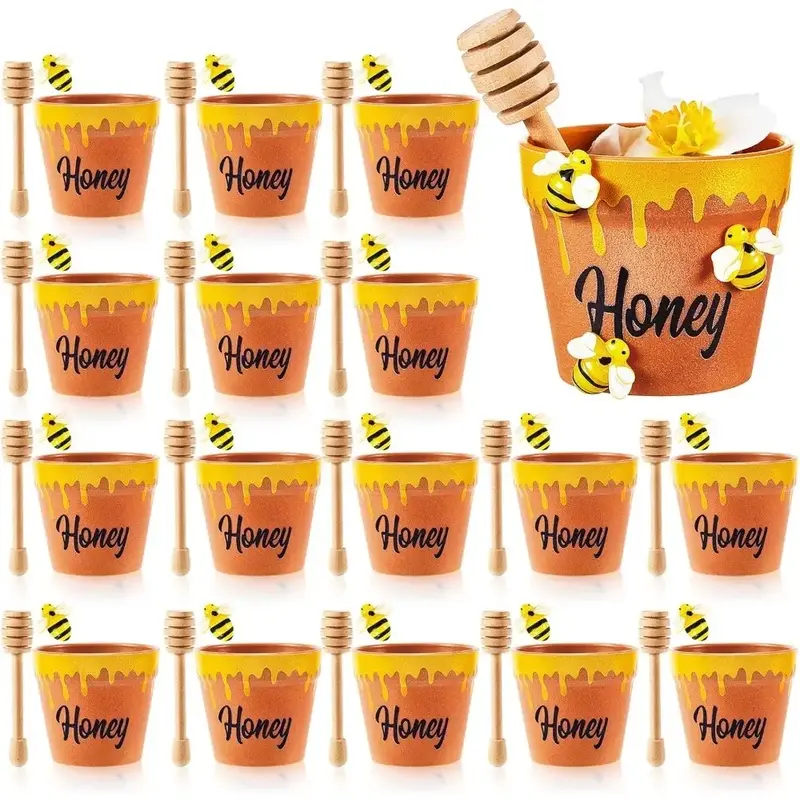 16 Cute Bee-Printed Plastic Mini Preserving Jars & Canisters Organiser (8x7cm/3.15x2.76in) Party Favor Set with 16 Dippers, Wooden Brims, DIY Charms, Adhesive Dots - Lightweight Kitchen Decor Containers for Wedding Gifts, DIY Crafts