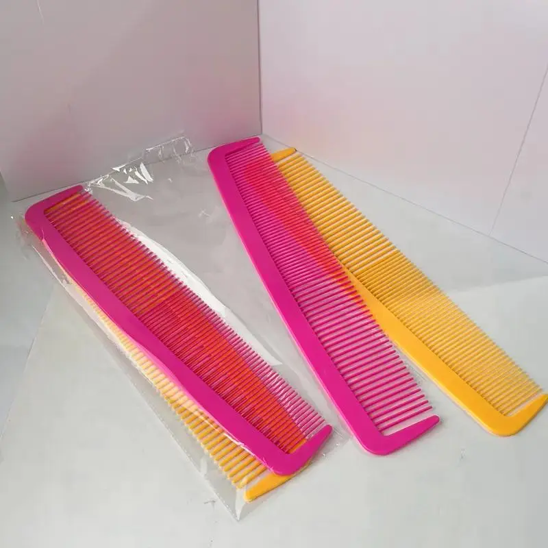Giant Comb Prop – Oversized Jumbo Hair Comb for Halloween Costume, Funny Cosplay Stage Accessory & Novelty Prank Gift for Adults
