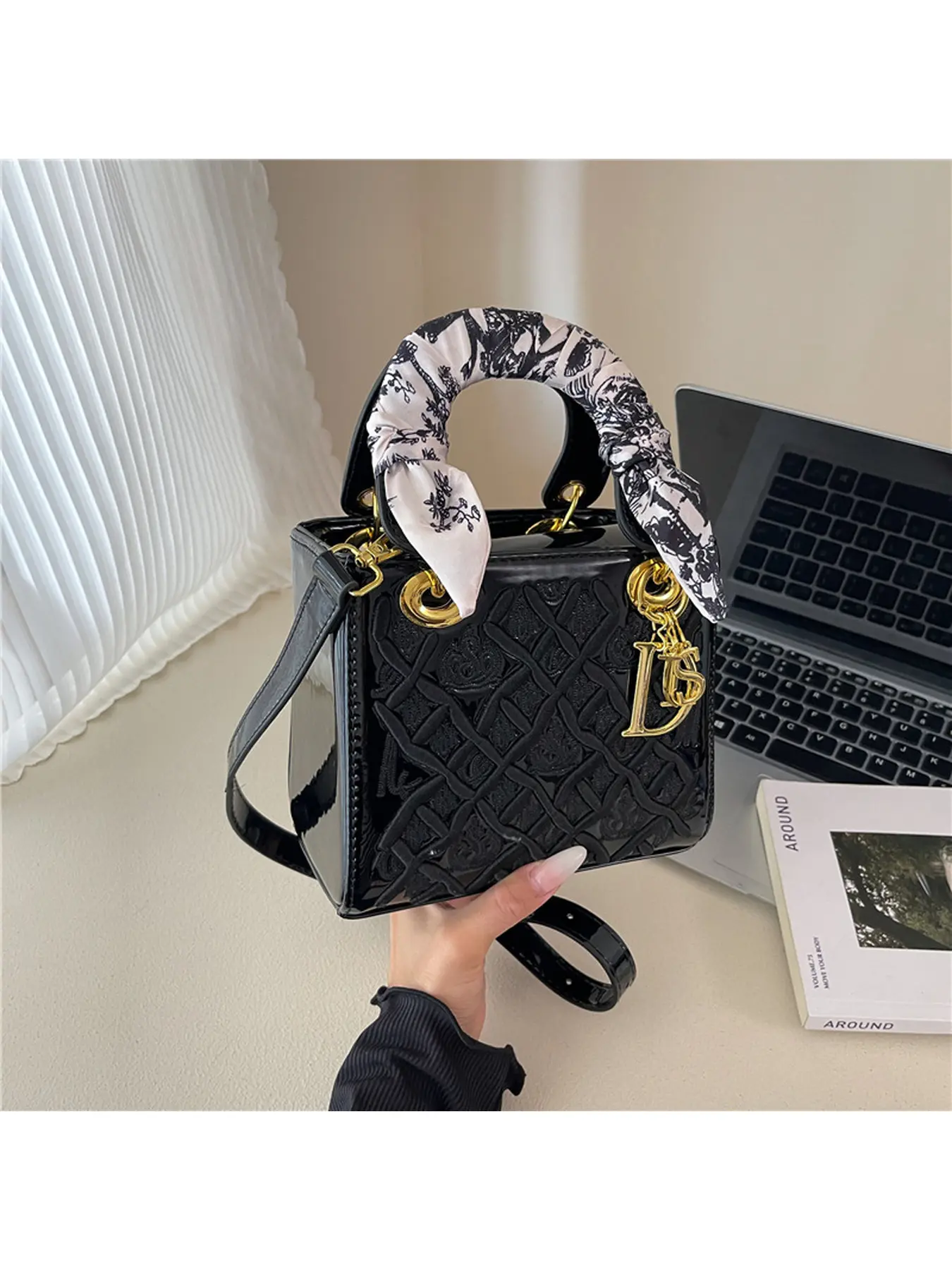 2026 Women's High-end Patent Leather Handbag with Embroidery Scarf Designer Duffle Bag for Daily Use