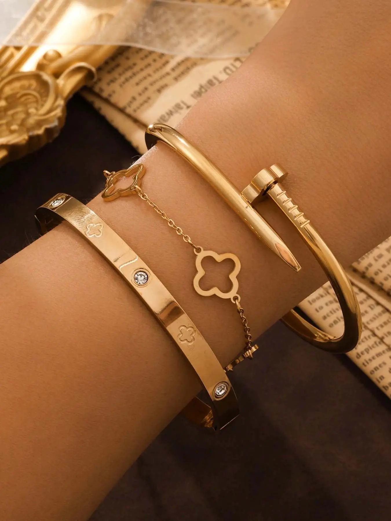 3pcs Stainless Steel Nail And Four-Leaf Clover Layered Chain Bracelet Set With Rhinestone Decor, Suitable For Women Everyday Wear, Christmas & Holiday Gift