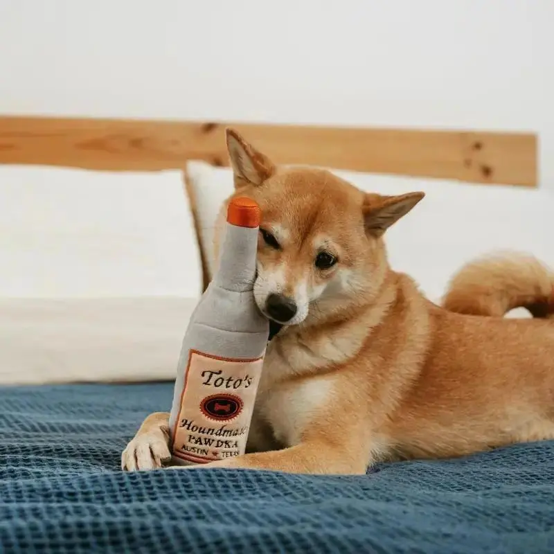Vodka Design Plushie Toy for Dog, Sounding Interactive Chew Plush Dog Paw Toy, Dog Supplies, Pet Toys（No Electricity Required）