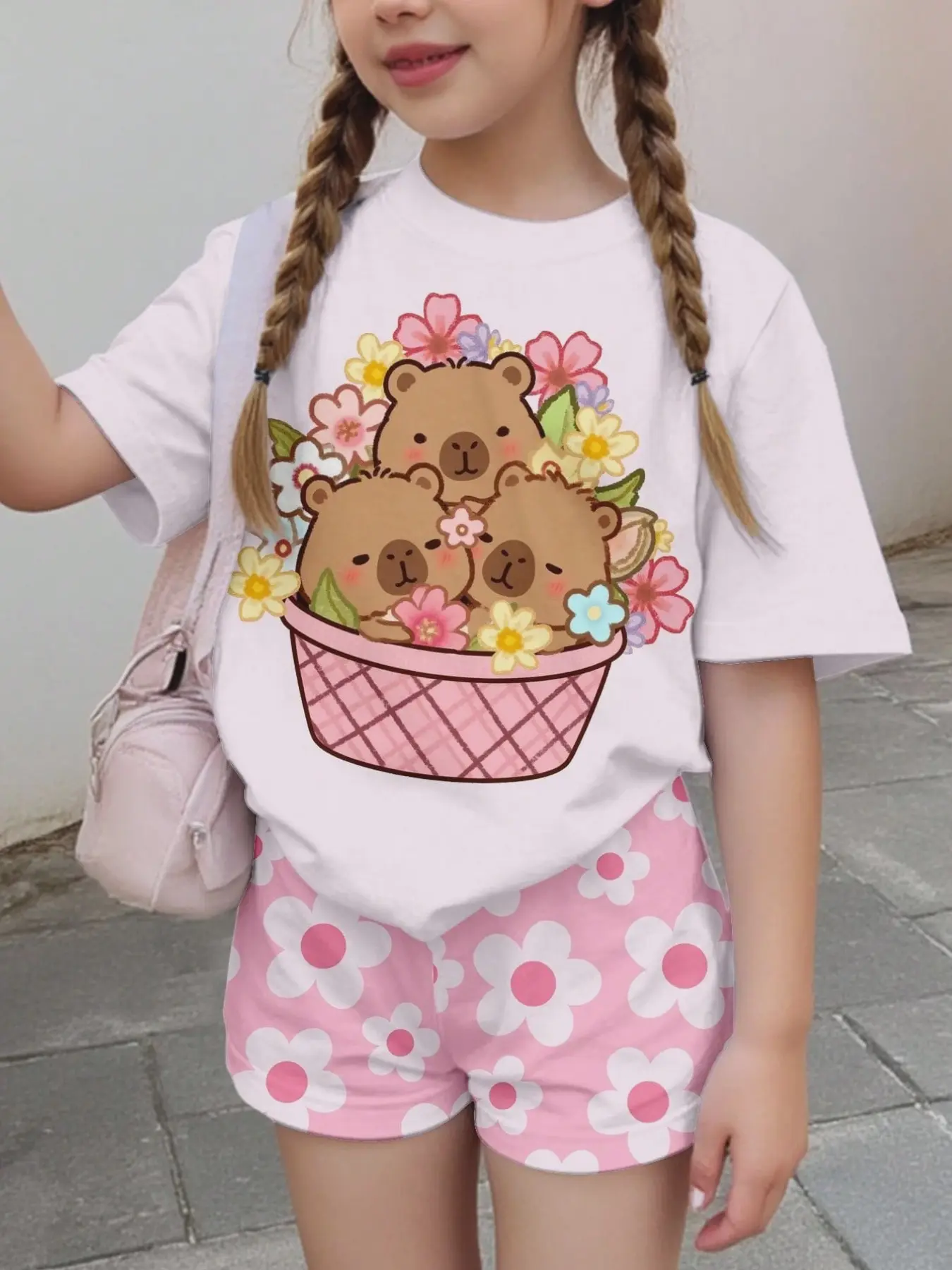 Girls' Cute Style Short Sleeve Shorts Set, Elegant Floral and Capybara Print, Slim-Fitting, Home & Commute Wear, Fun and Stylish