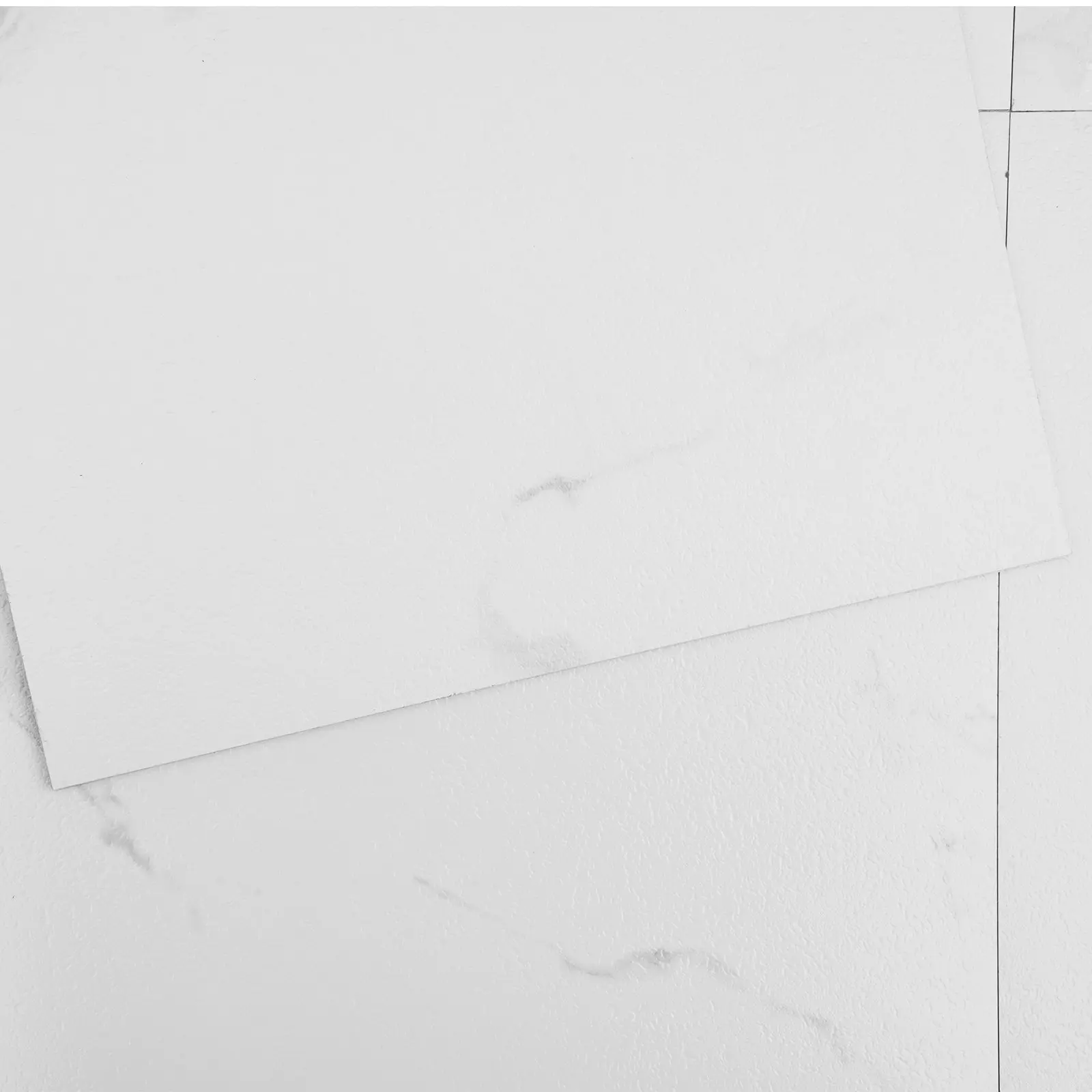 VEVOR Square Self Adhesive Vinyl Floor Tiles, 12x12 in, 50 Pcs 1.5mm Thick Peel-Stick, White Marble Texture, Tile Adhesive Indoor Use Easy Install DIY Flooring for Kitchen, Bathrooms, Peel Stick Flooring