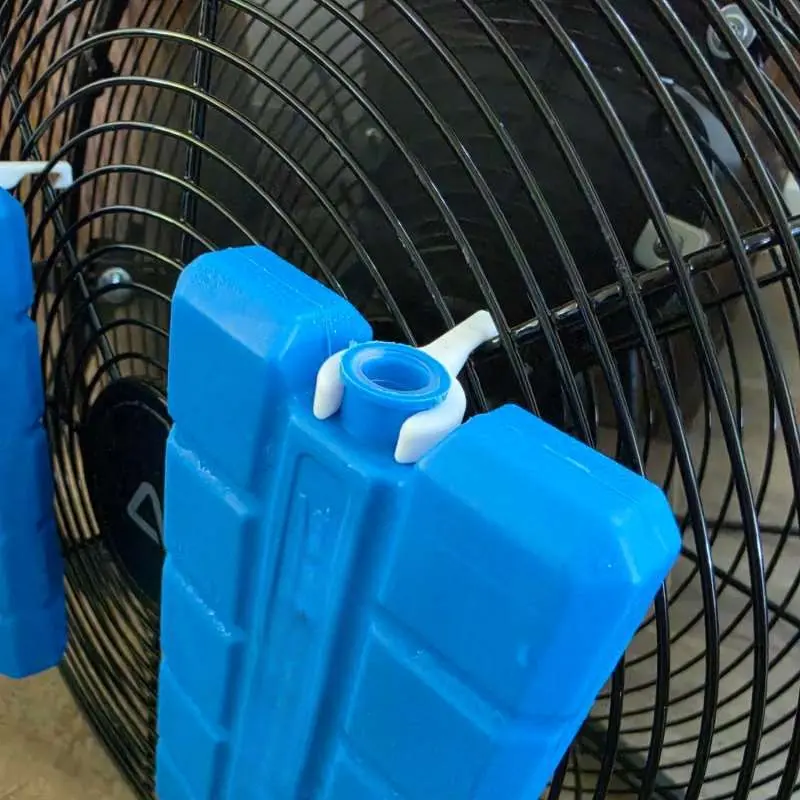 Ice Pack Holder Clip for Fan Mount Attachment Home Cooling Summer Heat Relief Air Flow Enhancer