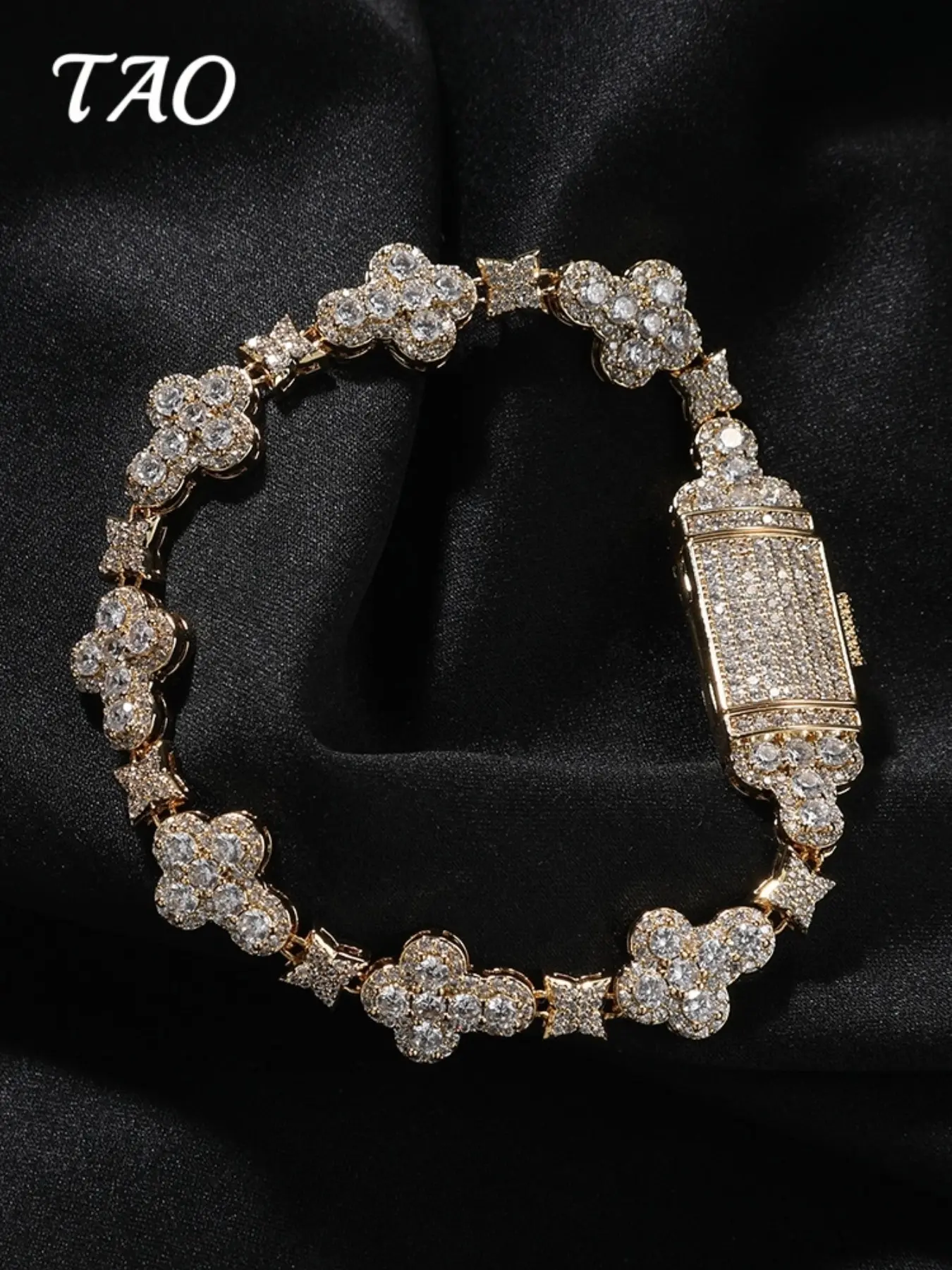 TAO-Creative Cross Fashion Exquisite Bracelet with Luxurious Zircon, Hip Hop Style, Unisex, Perfect Gift for Birthday and Anniversary, All Seasons Wear