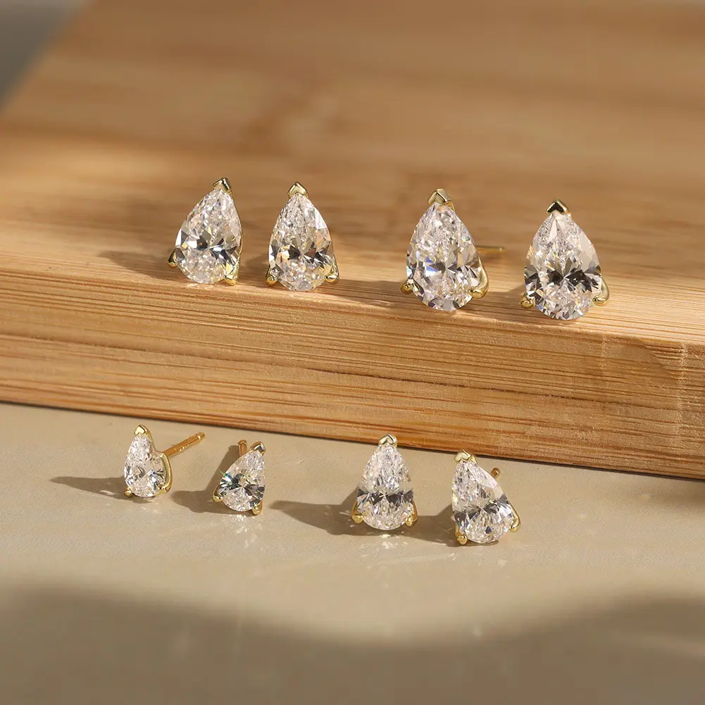 Women’s S925 silver earrings/studs, four-prong design, pear/teardrop shape, tower style, wedding accessories, color D, VVS moissanite, irregular shapes