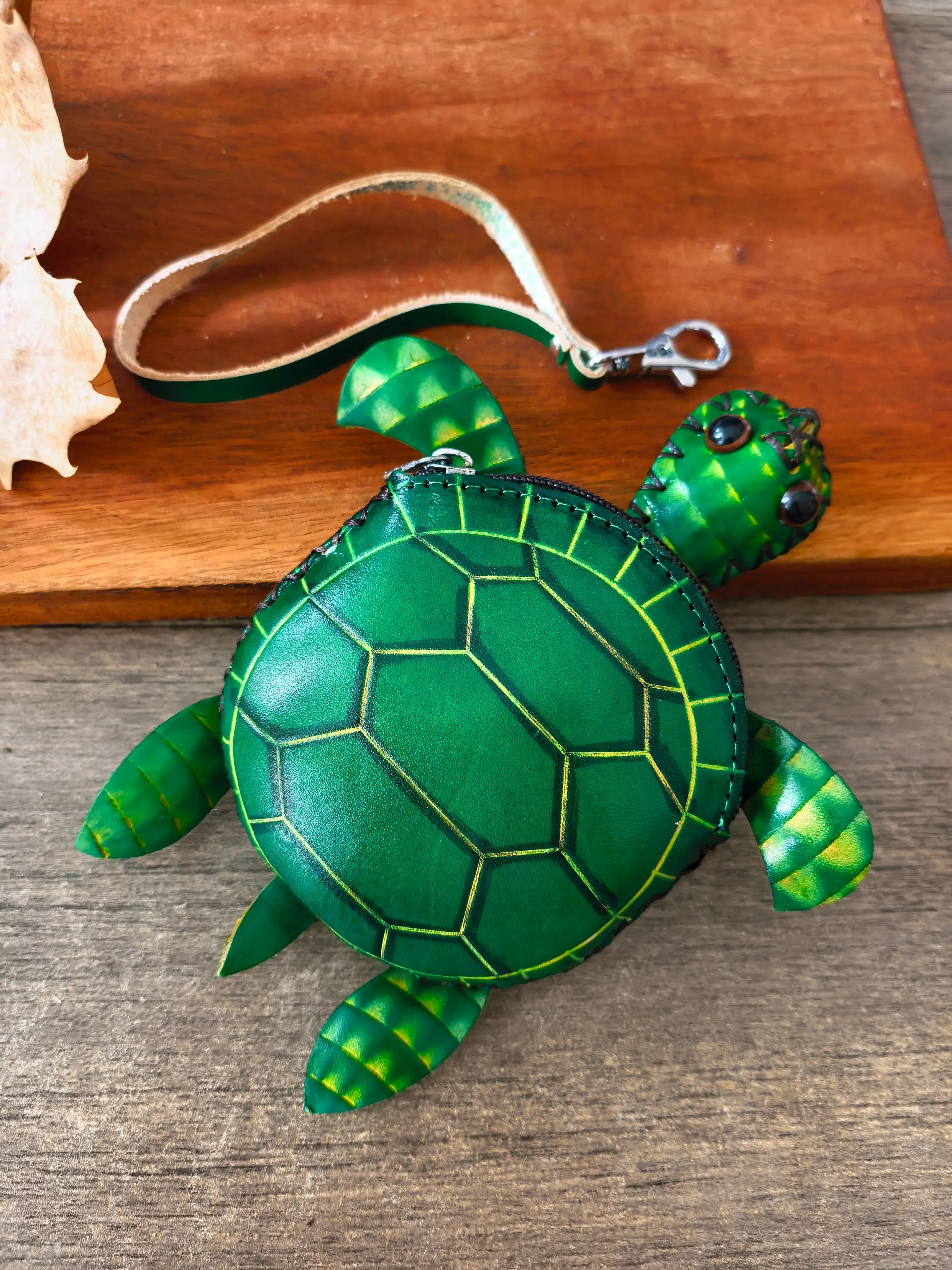 Genuine Leather Handmade Sea Turtle Coin Purse Women's Card Holder Small Wallet for Change Keys Cards Fashionable Portable Wallet for Girls Gift