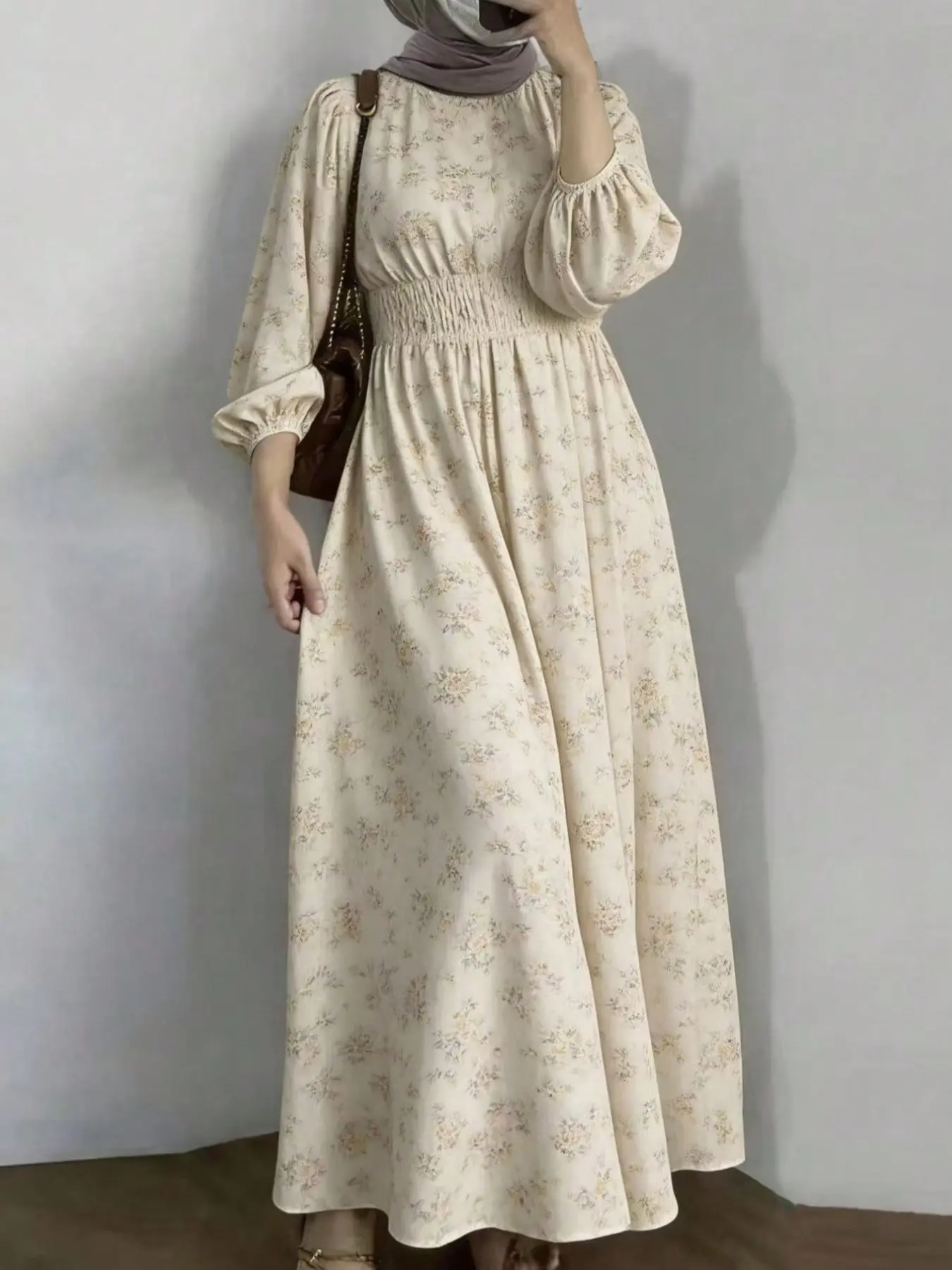 Modest Muslim Floral Print Maxi Dress, Round Neck Puff 3/4 Lantern Sleeve, Elastic Waist Flowy Long Gown, Loose Concealing Outfit For Women Daily Travel Prayer Wear, Elegant Islamic Clothing