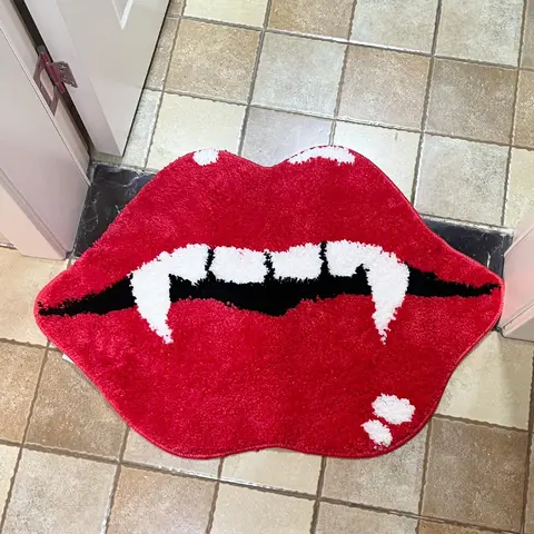 Creative Vampire Teeth Pattern Bath Mat, 1 Count Non-slip Soft Area Rug, Bath Rugs for Bathroom, Decorative Carpet for Home Living Room Bedroom Bathroom, Bathroom Drying Doormat, Bathroom Mats, Nonslip Bathroom Rugs, Bathmats for Bathroom