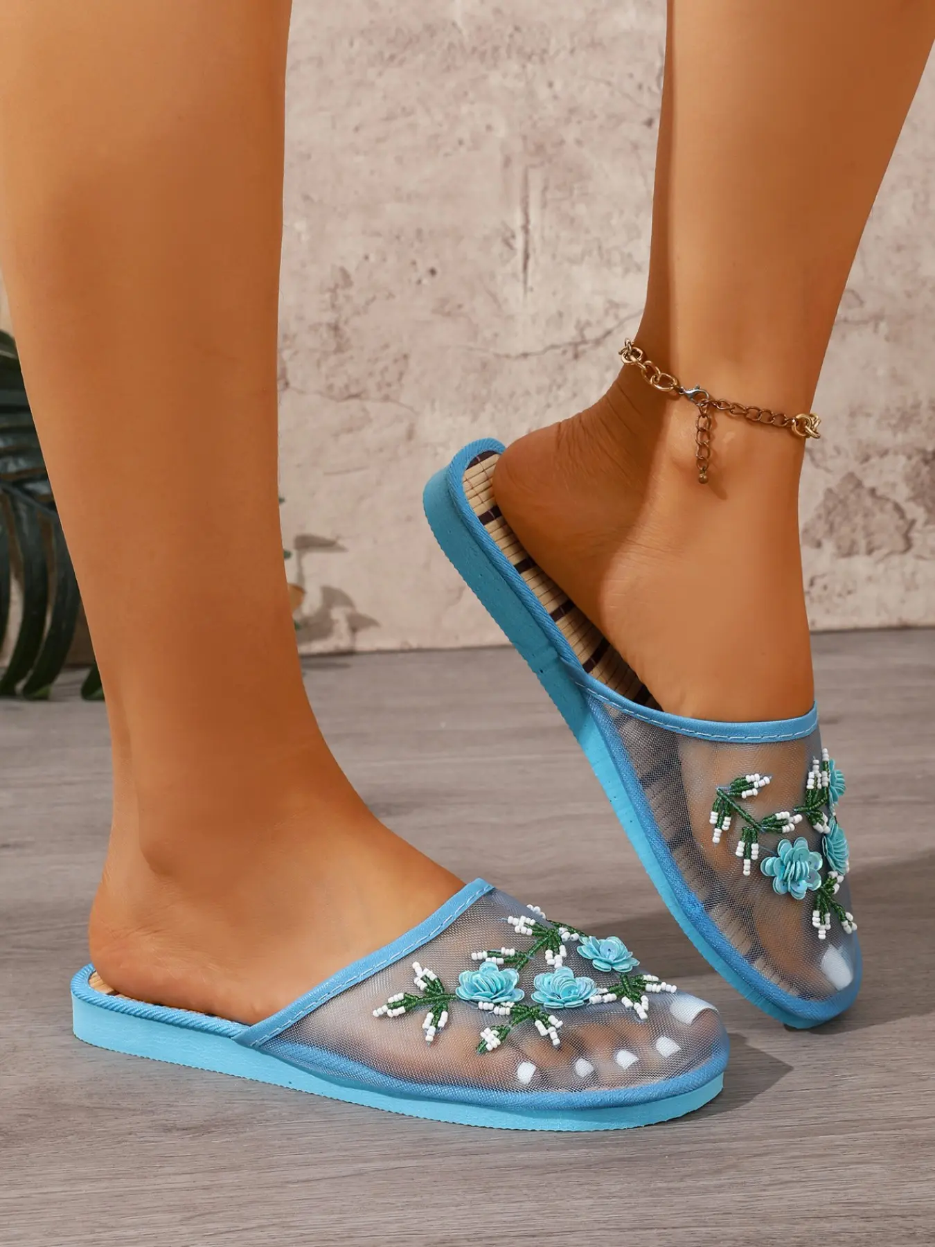 New Lace Mesh Embroidered Slippers, Vintage Handmade Beaded Toe Slippers, Comfortable Flat Sandals for Home and Outdoors, Summer Slide Slippers, Open Toe Slides