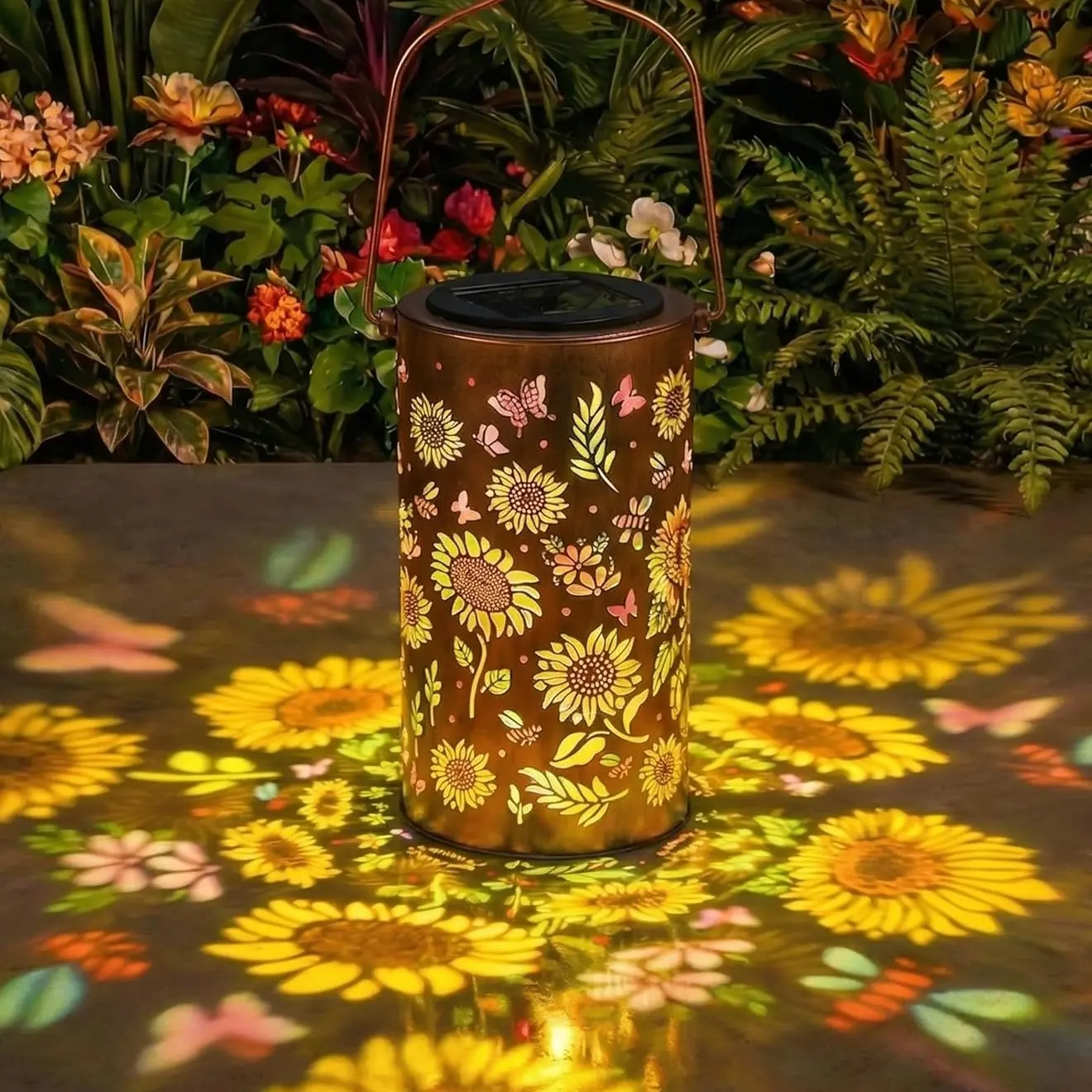 Outdoor Solar Lantern, Sunflower Hanging Solar Lights, Waterproof Garden Lantern with Projection, Decorative Metal Pathway Lighting, Waterproof Garden Lamp