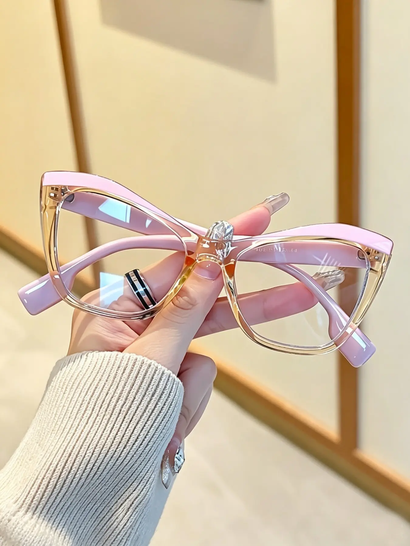 Elegant Cat Eye Geometric Small Frame Women's Clear Glasses, Stylish Transparent Fashion Accessory Eyewear for Daily Use and Electronics Viewing