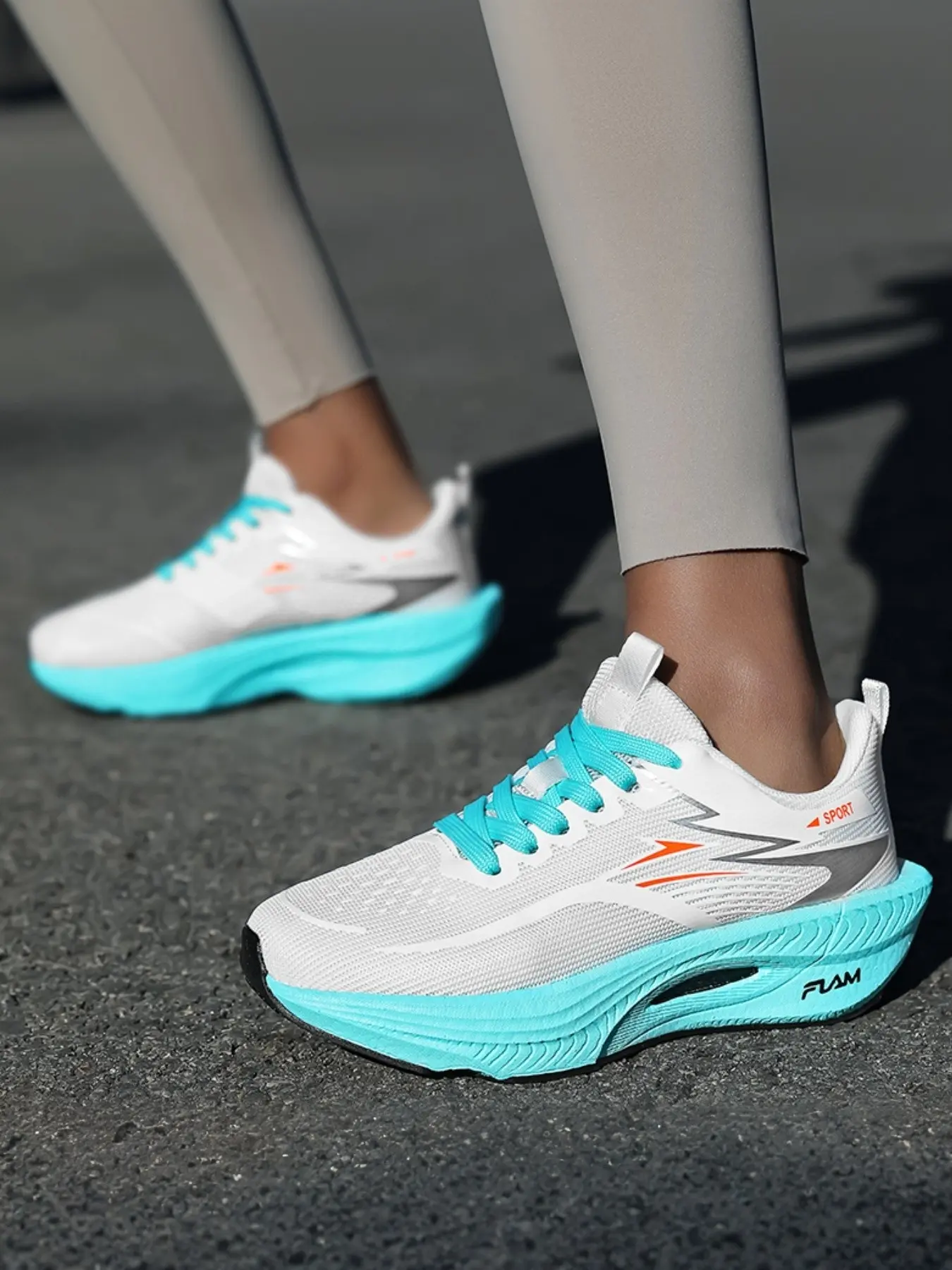 Women's Fashion Gingham Sneakers, Comfortable Low Top Lace-Up Shoes, Medium Width, All Seasons, PU Upper, Rubber Sole