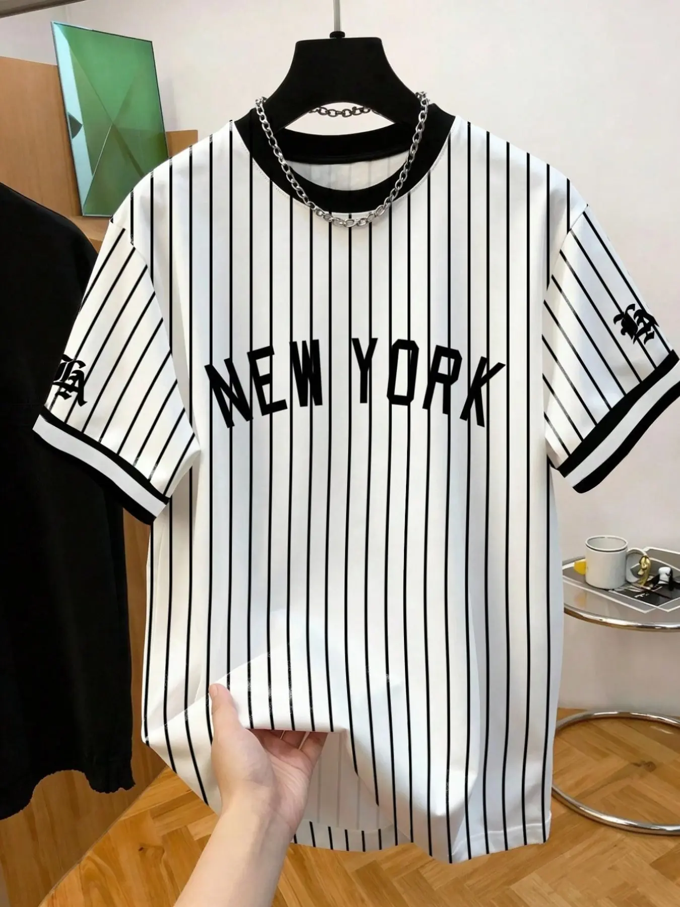 Men's Summer Striped Baseball T-Shirt, Athletic Fit Shirts, Athletic Tops, Athletic Streetwear, American Vintage Street Style Round Neck Short Sleeve, Casual Daily Wear Sportswear, Casual Fashion Sporty, Athletic Tee, Athletic Fitted Tee