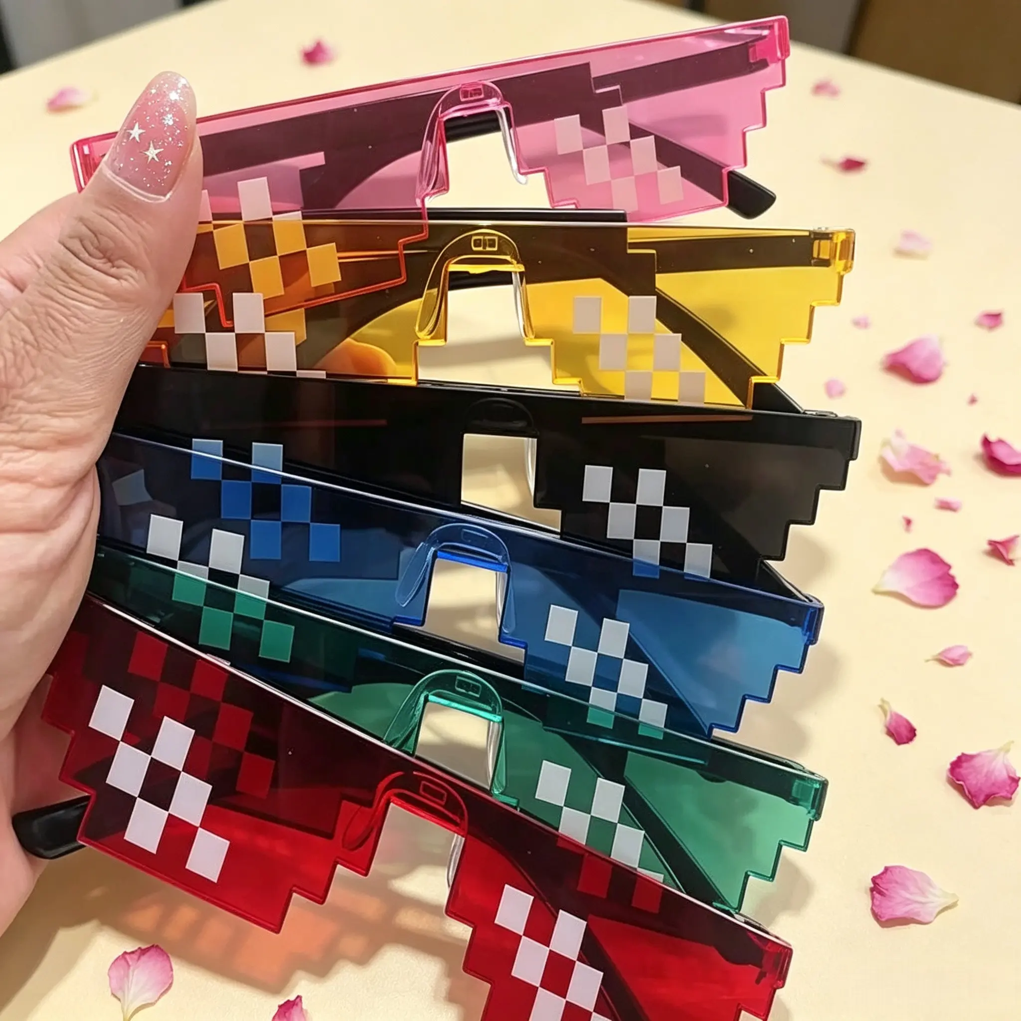 6-Pack Retro Pixel Glasses, Colorful Mosaic Design, Party Accessories for Halloween, Birthdays, Weddings, Cosplay, Durable Plastic Props