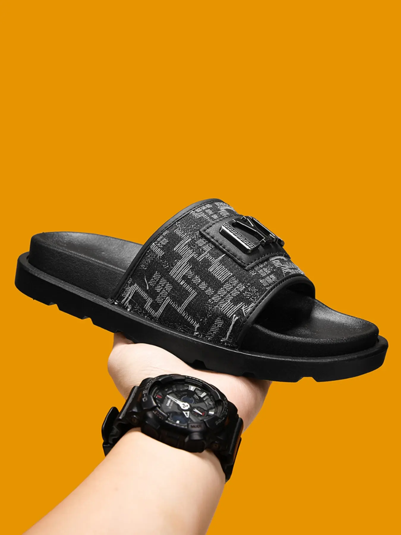 Men's Geometric Line Print Slide Sandals Metal Letter Buckle Single Strap Flat Slippers Non Slip Thick Lug Sole Retro Casual Outdoor Black Trendy Casual Slippers