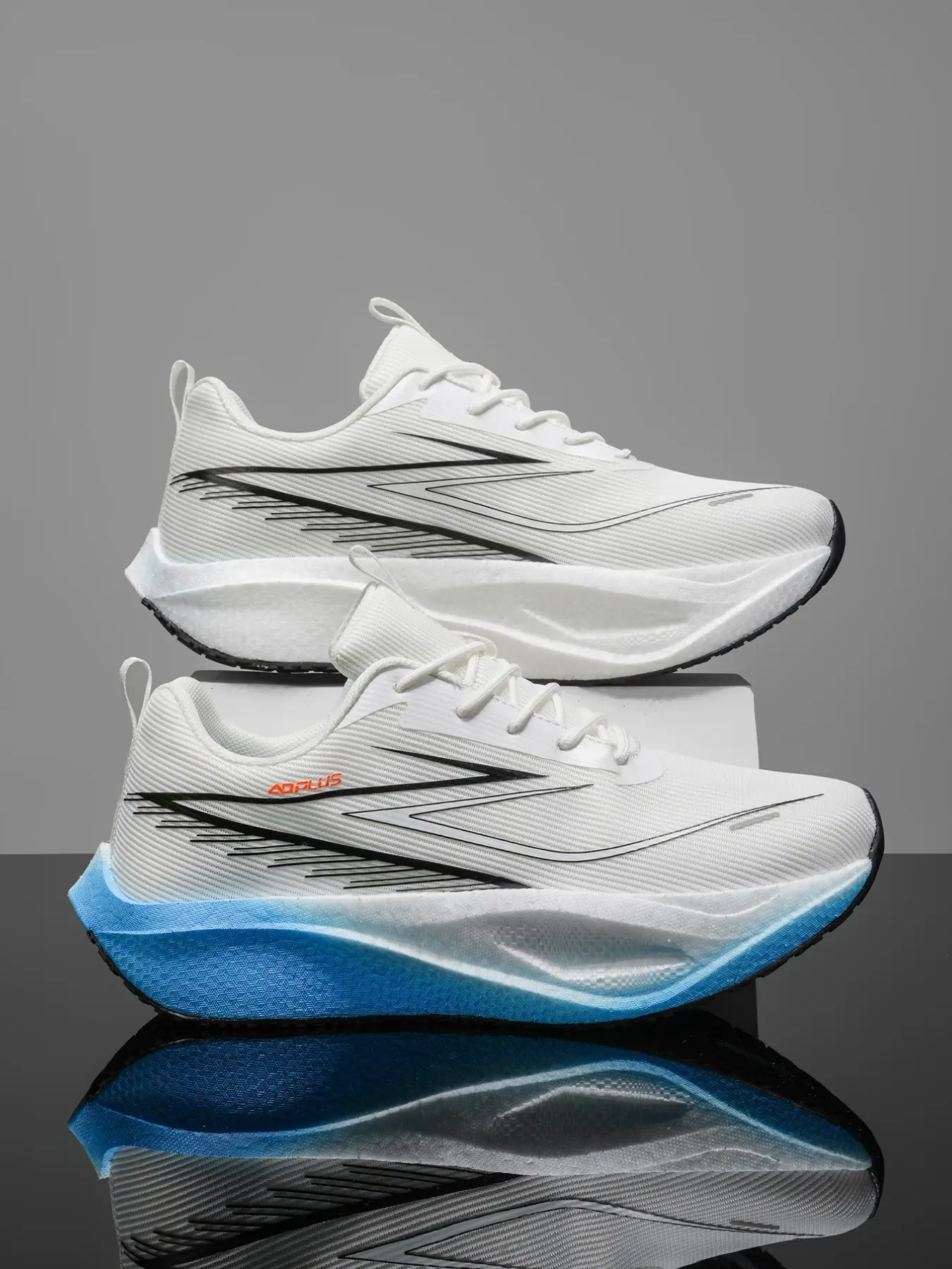 Men's Gradient Carbon Board Running Shoes, Lightweight Soft Sole, Fashionable Outdoor Sneakers, Comfortable Athletic Footwear