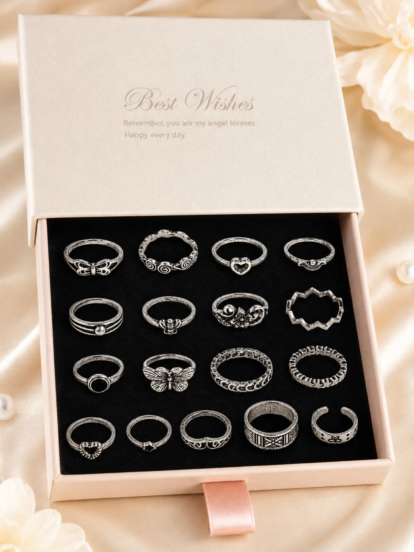 17pcs Bohemian Vintage Rings Set for Women, Silver Color Stackable Design Statement Rings, Trendy Fashion Jewelry Gift Set，vintage ring set,stackable rings for women,boho jewelry rings,silver tone rings set,fashion rings bulk