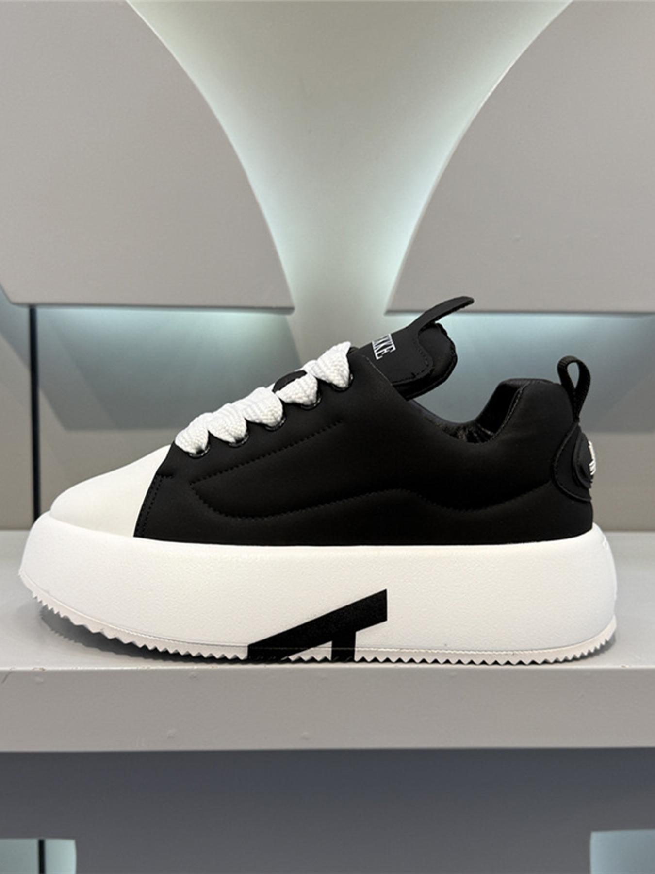 Men's Fashionable Lace Up Low Top Sneakers, Casual Comfortable Breathable Sports Athletic Running Shoes, Male All-match Round Toe Shoes for Daily Wear, Closed