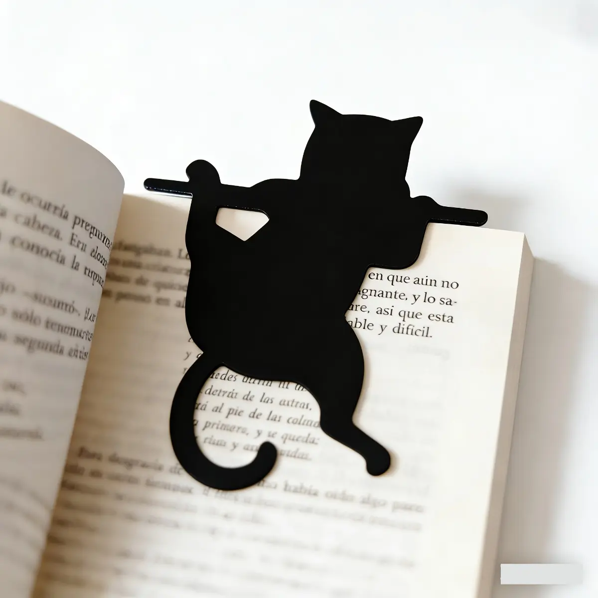 Cute Black Cat Metal Bookmark, 2-4pcs Cartoon Animal Metal Page Holder for Book Lovers (Students), 2/4-Piece
