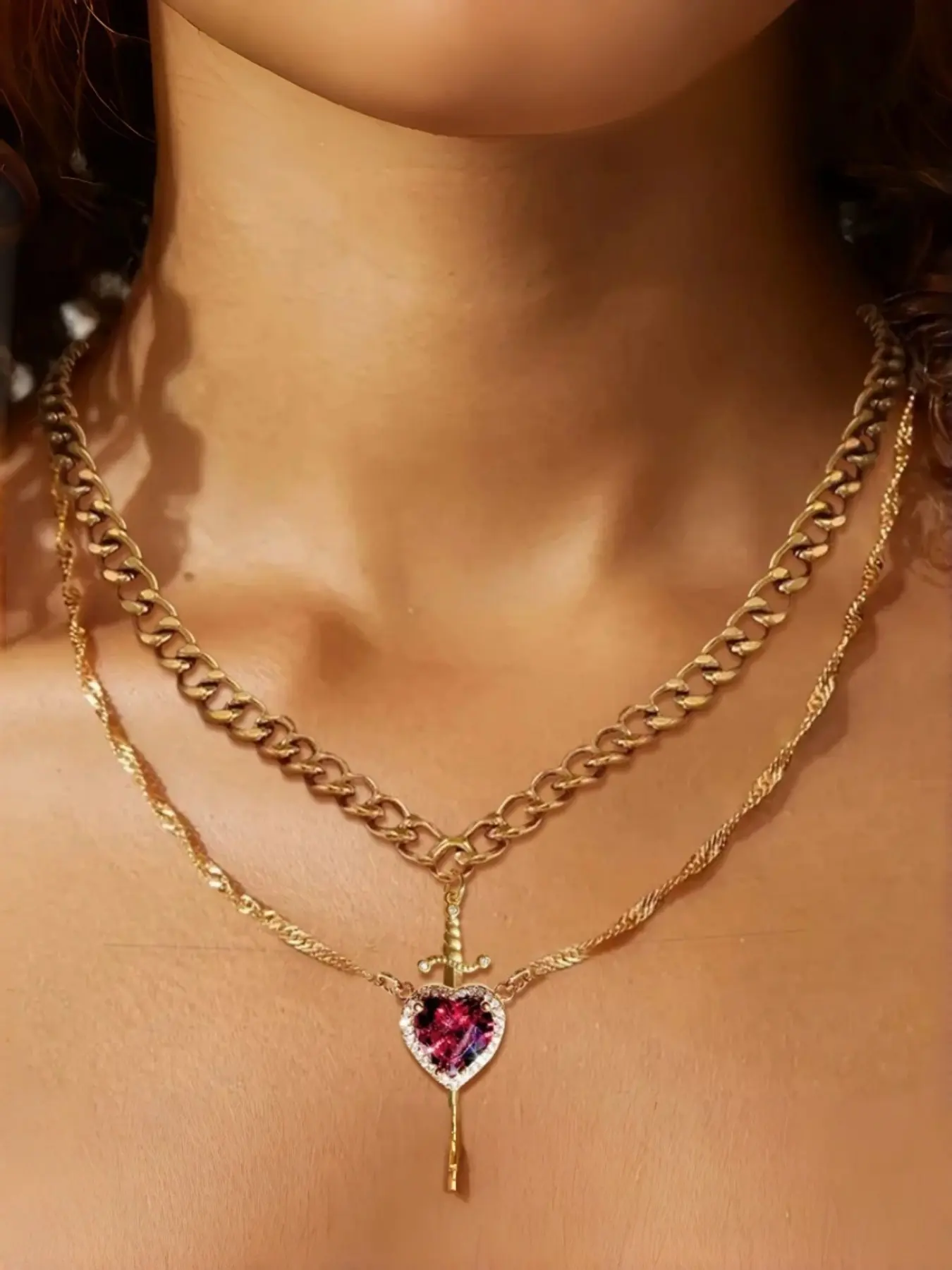2 Sets of Elegant Luxury Arrow Through The Heart Love Dagger Sword Pendant Necklace, Double Love Necklace Couple Necklace, Suitable for Women to Wear Daily Party Party Wear, to The Lady'S Anniversary, Valentine'S Day Gift