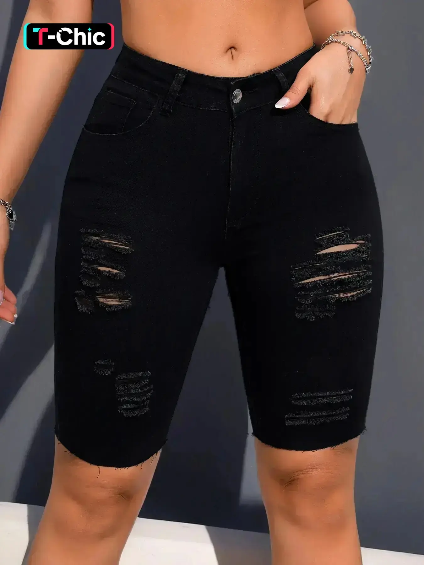 Women's Ripped Button Pocket Distressed Denim Shorts, Fashion Basic Casual Stretchy Short Jeans for Daily Outdoor Wear, Ladies Skinny Bottoms for Summer, Casual Jorts Shorts, Womenswear, Casual Relaxed Shorts, Casual Fashionable Shorts