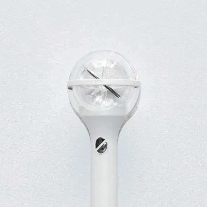 Hot Global Pop KATSEYE Series Mini Lightstick Keychain Pop Star Creativity backpack Keyring Lightstick Fans Support Goods